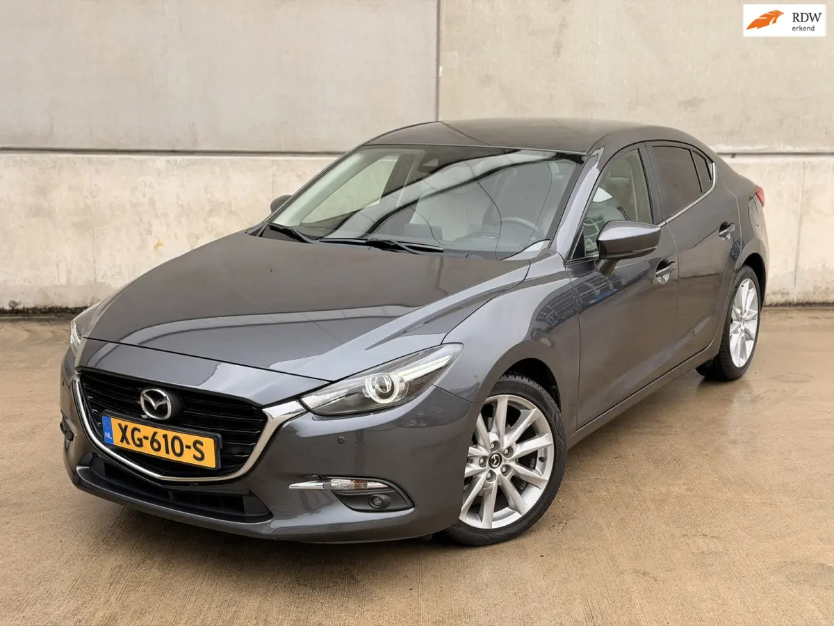 2.0 SkyActiv-G Leder HUD 18' Camera Keyless Navi Cruise Clima