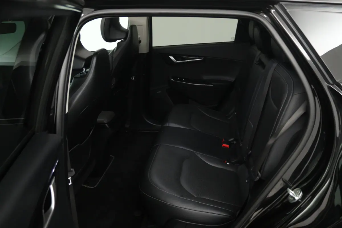 Plus Advanced 77.4 kWh SOH 100% (PANORAMADAK, STUUR-/STOELVERWARMING, SFEERVERLICHTING, MERIDIAN, EIGENAAR, MEMORY, AUTOPILOT)