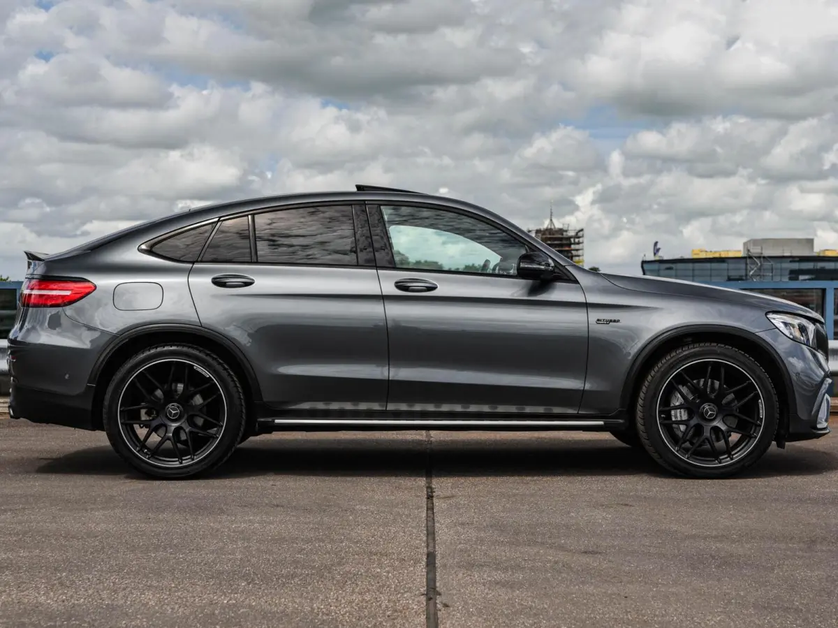 AMG 43 4MATIC | 63 S Edition |Schuifdak | Burmester | Distronic | HUD | Trekhaak | Luchtvering | Keyless | 360 Camera | Memory | Stoelverwarming | Stoelventilatie | Sfeerverlichting | 21" | 