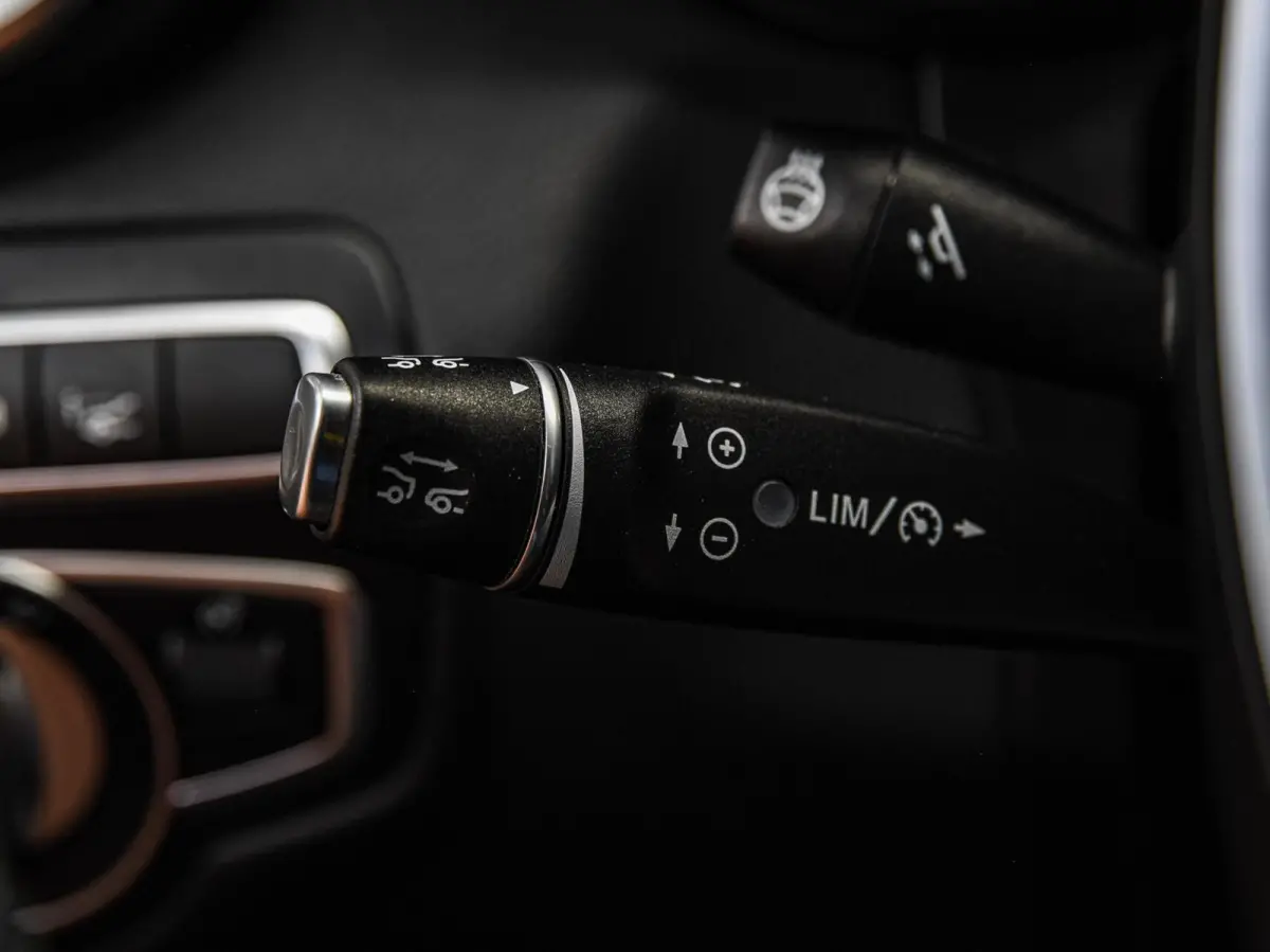 AMG 43 4MATIC | 63 S Edition |Schuifdak | Burmester | Distronic | HUD | Trekhaak | Luchtvering | Keyless | 360 Camera | Memory | Stoelverwarming | Stoelventilatie | Sfeerverlichting | 21" | 