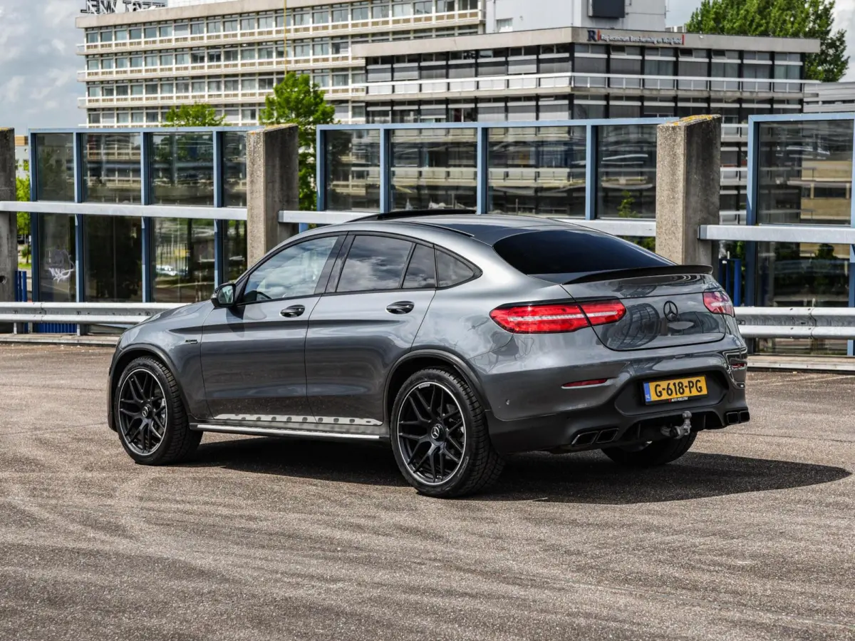 AMG 43 4MATIC | 63 S Edition |Schuifdak | Burmester | Distronic | HUD | Trekhaak | Luchtvering | Keyless | 360 Camera | Memory | Stoelverwarming | Stoelventilatie | Sfeerverlichting | 21" | 