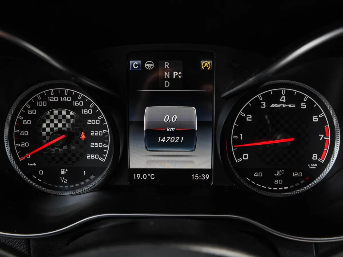 AMG 43 4MATIC | 63 S Edition |Schuifdak | Burmester | Distronic | HUD | Trekhaak | Luchtvering | Keyless | 360 Camera | Memory | Stoelverwarming | Stoelventilatie | Sfeerverlichting | 21" | 