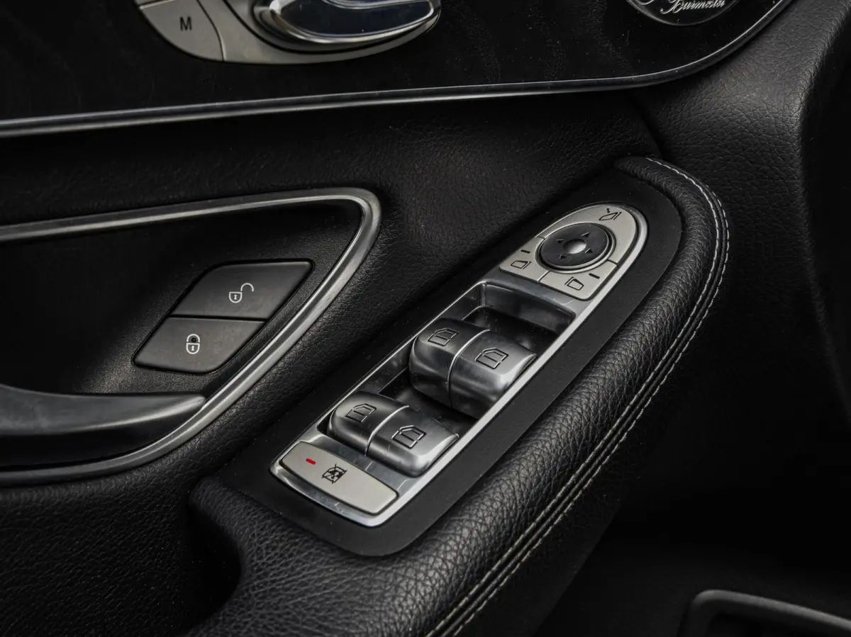 AMG 43 4MATIC | 63 S Edition |Schuifdak | Burmester | Distronic | HUD | Trekhaak | Luchtvering | Keyless | 360 Camera | Memory | Stoelverwarming | Stoelventilatie | Sfeerverlichting | 21" | 