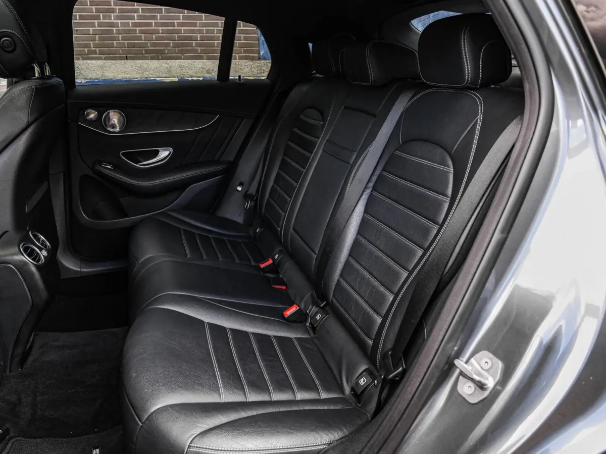 AMG 43 4MATIC | 63 S Edition |Schuifdak | Burmester | Distronic | HUD | Trekhaak | Luchtvering | Keyless | 360 Camera | Memory | Stoelverwarming | Stoelventilatie | Sfeerverlichting | 21" | 