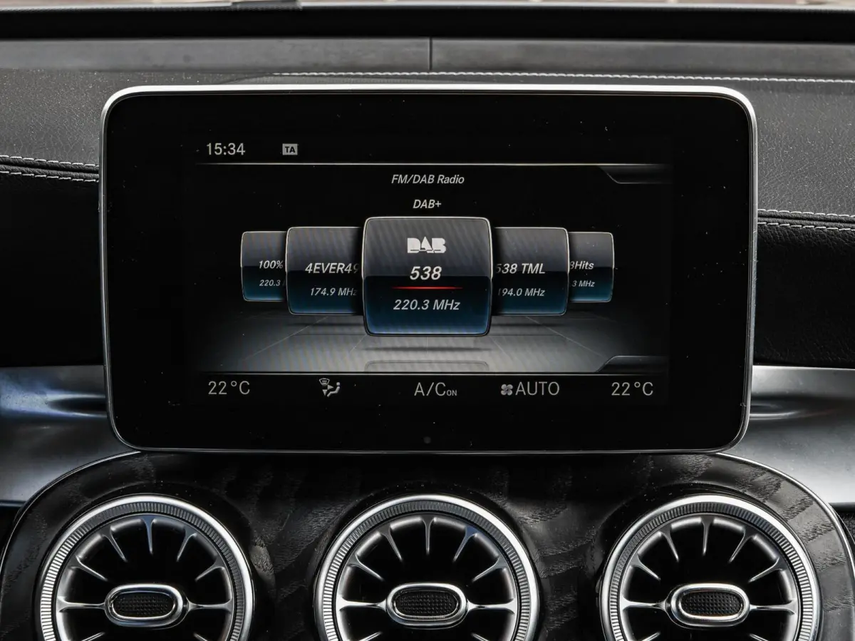 AMG 43 4MATIC | 63 S Edition |Schuifdak | Burmester | Distronic | HUD | Trekhaak | Luchtvering | Keyless | 360 Camera | Memory | Stoelverwarming | Stoelventilatie | Sfeerverlichting | 21" | 