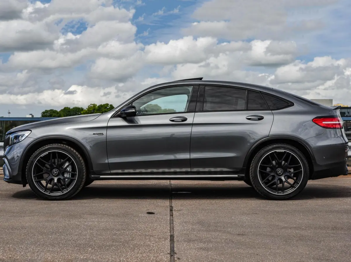 AMG 43 4MATIC | 63 S Edition |Schuifdak | Burmester | Distronic | HUD | Trekhaak | Luchtvering | Keyless | 360 Camera | Memory | Stoelverwarming | Stoelventilatie | Sfeerverlichting | 21" | 