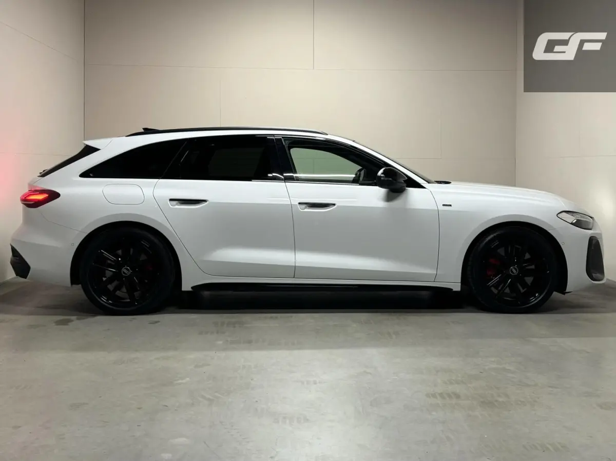 Avant 2.0 Quattro S-Line Pano 360° RS-Seats Passenger display