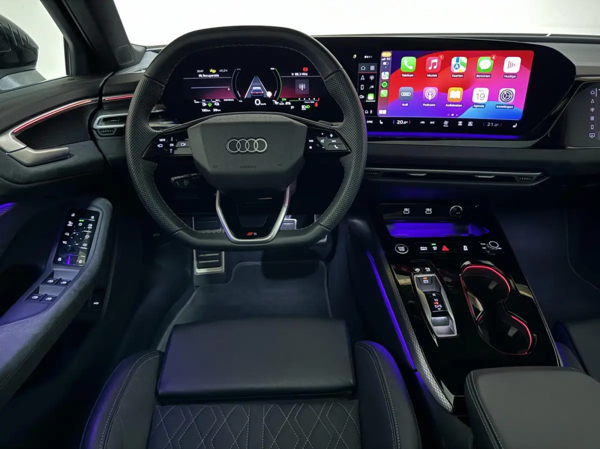 Avant 2.0 Quattro S-Line Pano 360° RS-Seats Passenger display
