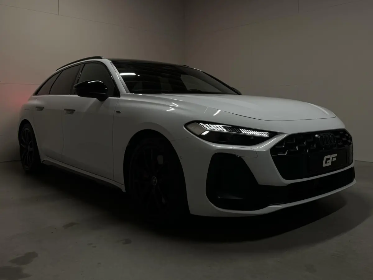 Avant 2.0 Quattro S-Line Pano 360° RS-Seats Passenger display