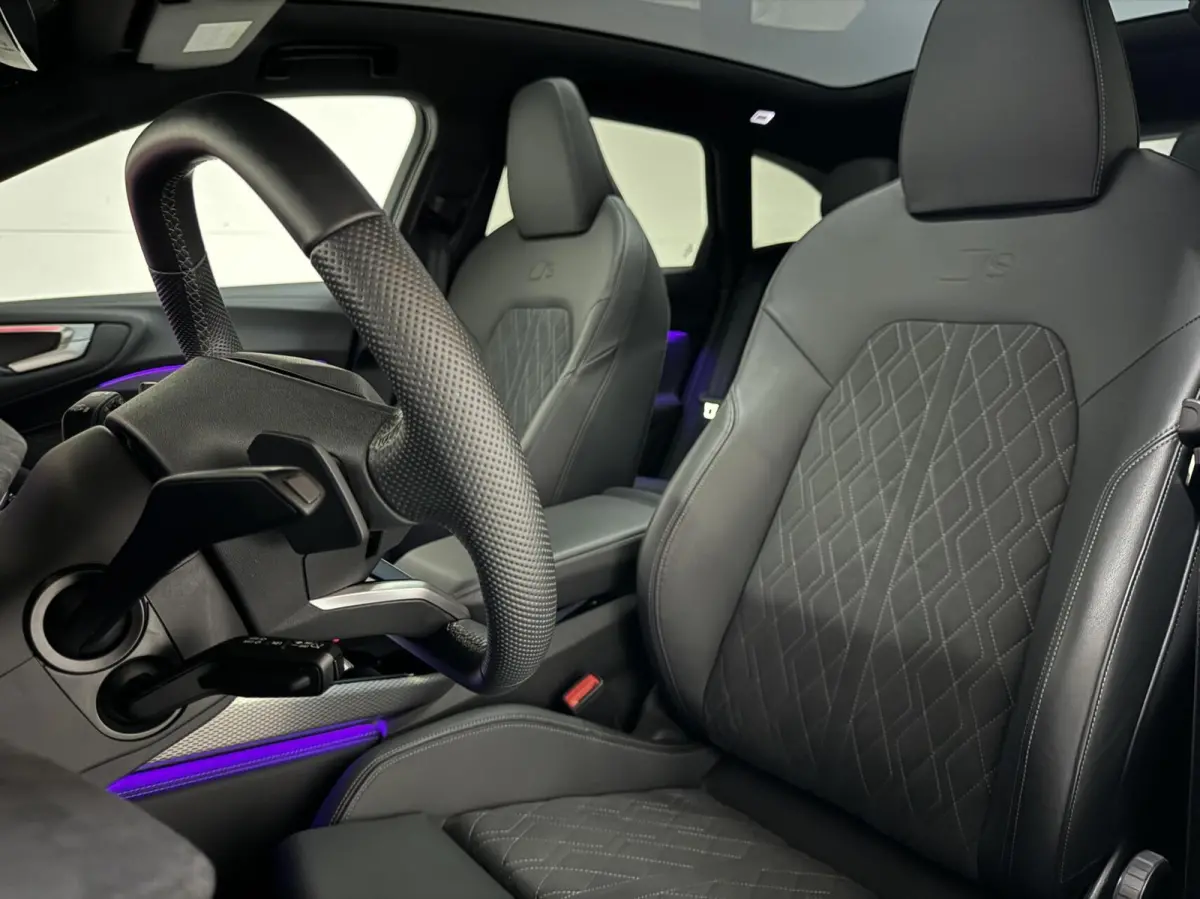 Avant 2.0 Quattro S-Line Pano 360° RS-Seats Passenger display