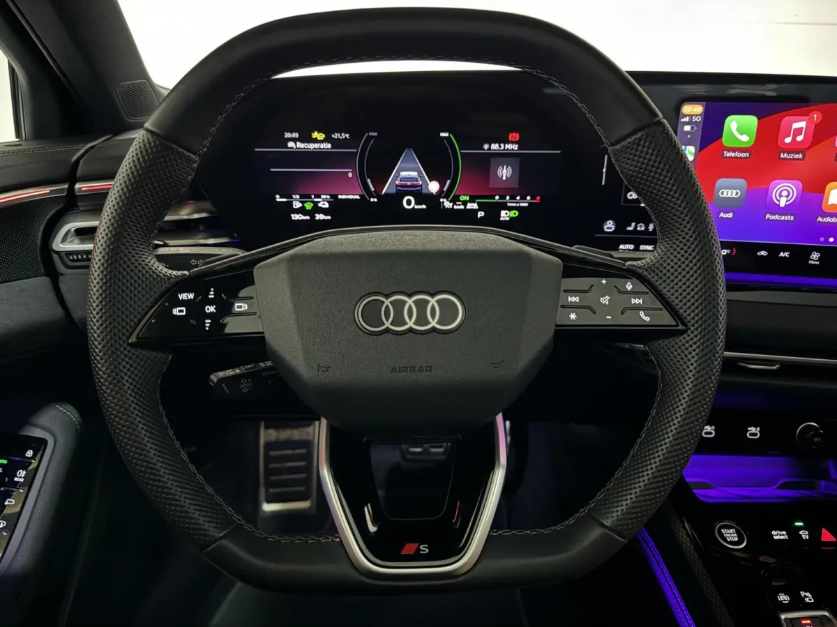 Avant 2.0 Quattro S-Line Pano 360° RS-Seats Passenger display