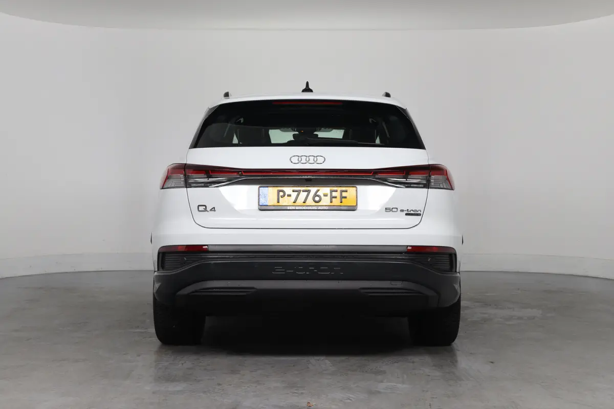 50 quattro Launch edition Advanced Plus 77 kWh | 1e Eigenaar! | Leder | Sonos Audio | Memory Zetels | LED | Camera | Stoelverwarming | Clima | Navi | Parkeersensoren | Elk. Achterklep | Keyl