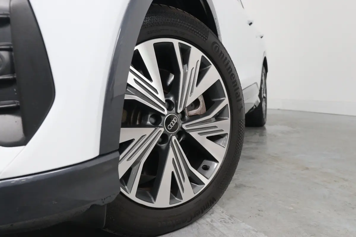 50 quattro Launch edition Advanced Plus 77 kWh | 1e Eigenaar! | Leder | Sonos Audio | Memory Zetels | LED | Camera | Stoelverwarming | Clima | Navi | Parkeersensoren | Elk. Achterklep | Keyl