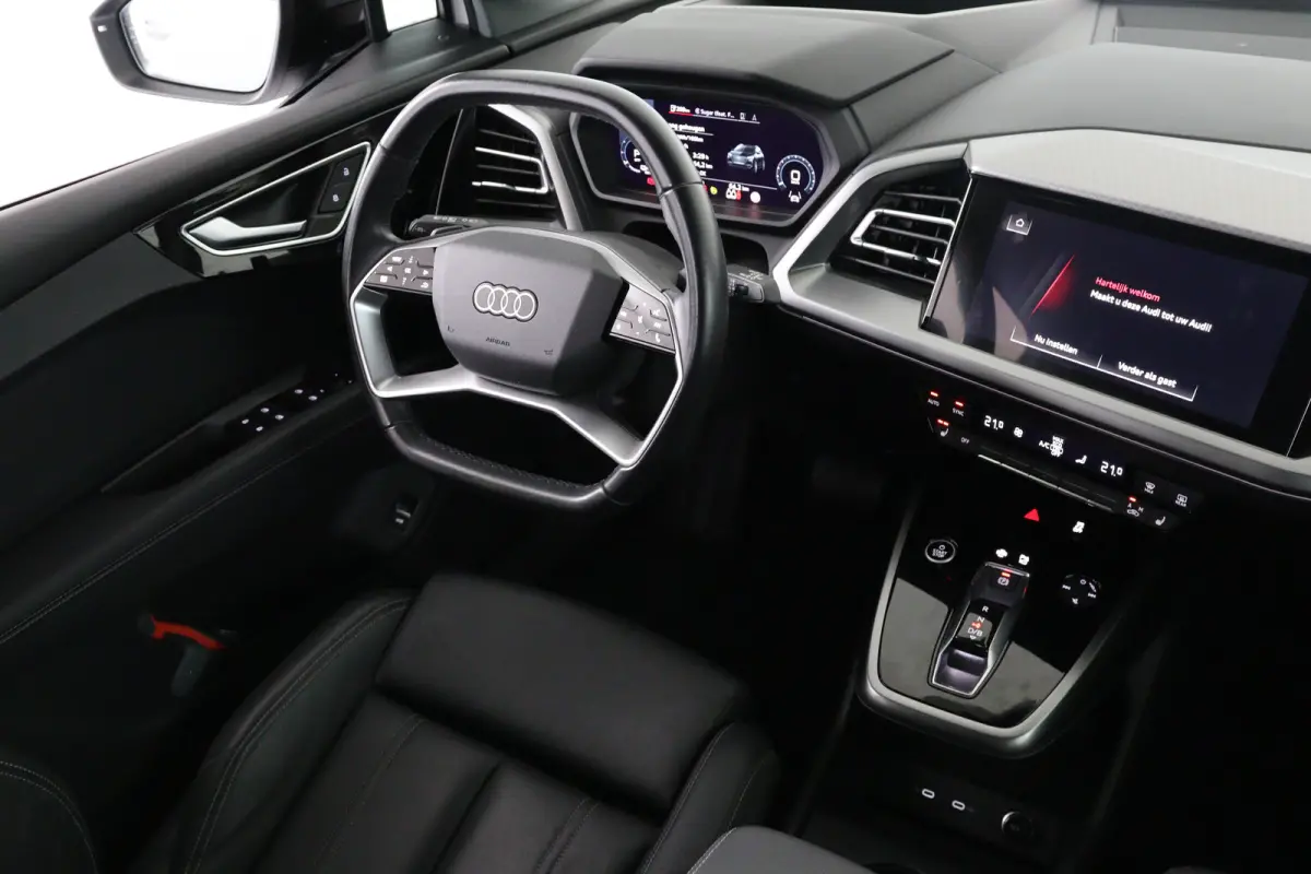 50 quattro Launch edition Advanced Plus 77 kWh | 1e Eigenaar! | Leder | Sonos Audio | Memory Zetels | LED | Camera | Stoelverwarming | Clima | Navi | Parkeersensoren | Elk. Achterklep | Keyl