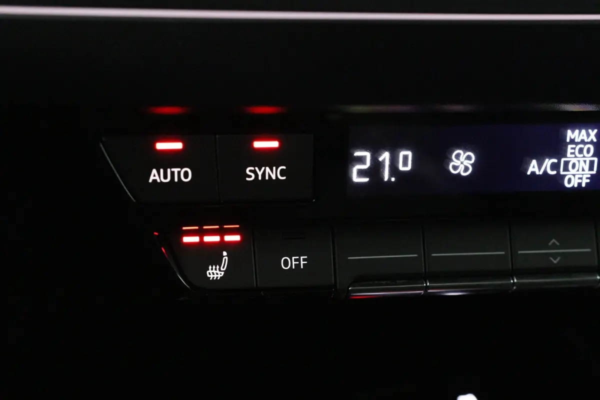 50 quattro Launch edition Advanced Plus 77 kWh | 1e Eigenaar! | Leder | Sonos Audio | Memory Zetels | LED | Camera | Stoelverwarming | Clima | Navi | Parkeersensoren | Elk. Achterklep | Keyl