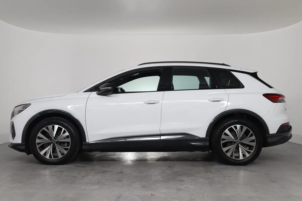 50 quattro Launch edition Advanced Plus 77 kWh | 1e Eigenaar! | Leder | Sonos Audio | Memory Zetels | LED | Camera | Stoelverwarming | Clima | Navi | Parkeersensoren | Elk. Achterklep | Keyl