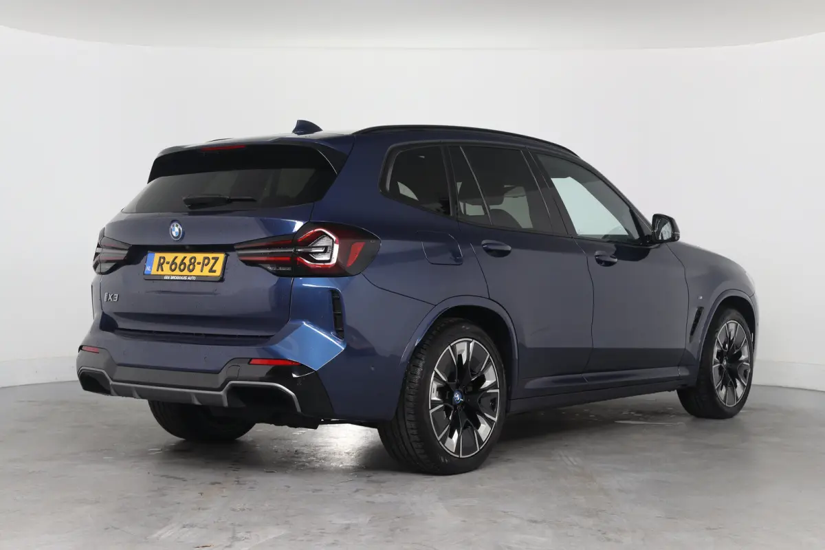 High Executive 80 kWh | M-Sport | Open Dak | Harman/Kardon | Leder | Memory Zetels | 360 Camera | LED | 20''' LMV | Cruise Adaptive | Sfeerverlichting | HUD | Keyless | Navi | Stoelverwarmin