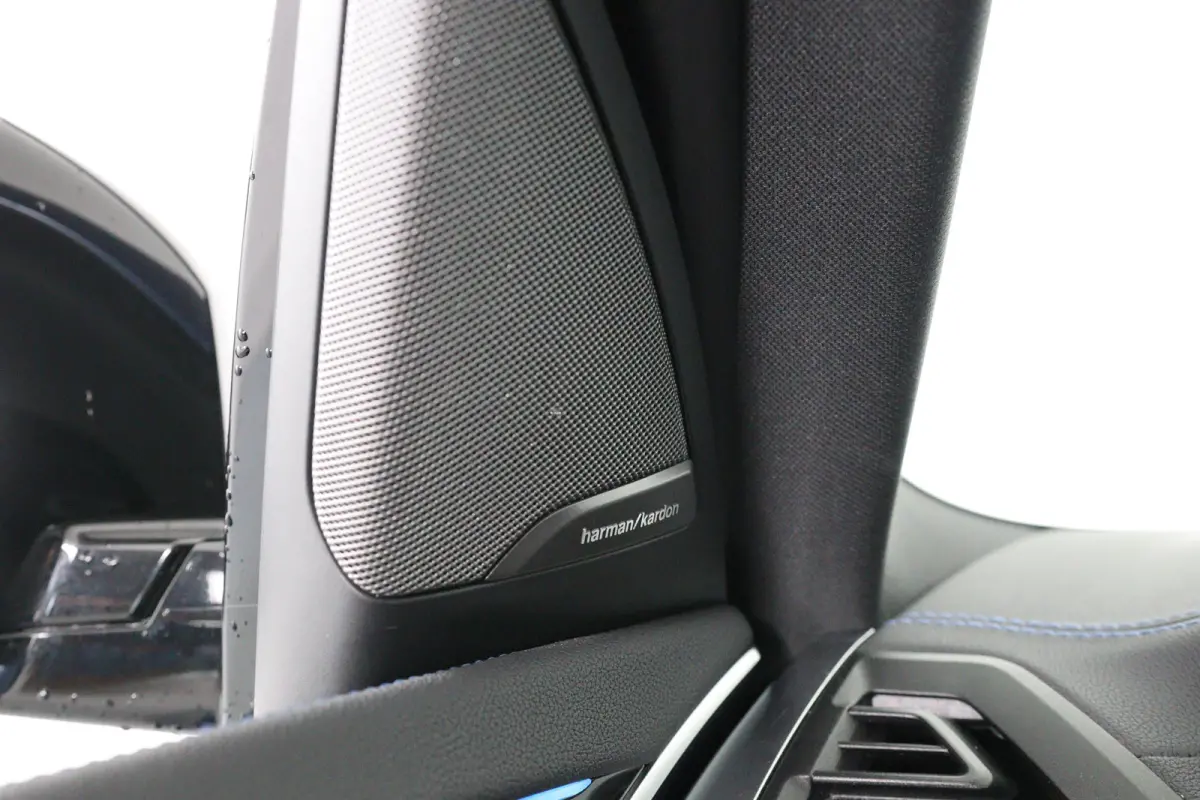 High Executive 80 kWh | M-Sport | Open Dak | Harman/Kardon | Leder | Memory Zetels | 360 Camera | LED | 20''' LMV | Cruise Adaptive | Sfeerverlichting | HUD | Keyless | Navi | Stoelverwarmin