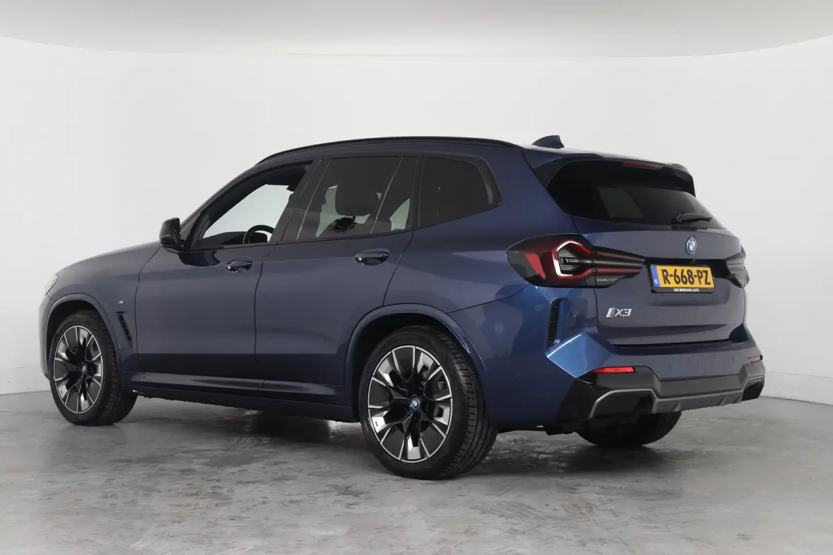 High Executive 80 kWh | M-Sport | Open Dak | Harman/Kardon | Leder | Memory Zetels | 360 Camera | LED | 20''' LMV | Cruise Adaptive | Sfeerverlichting | HUD | Keyless | Navi | Stoelverwarmin