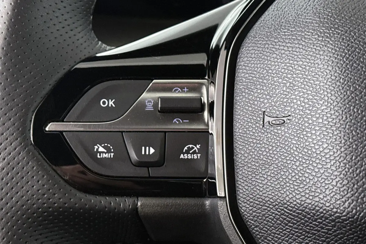 1.2 Hybrid 145 e-DCS6 GT Achteruitrijcamera Apple CarPlay