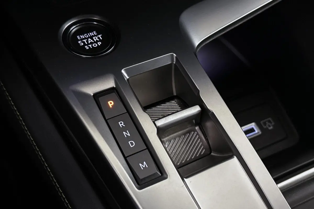 1.2 Hybrid 145 e-DCS6 GT Achteruitrijcamera Apple CarPlay