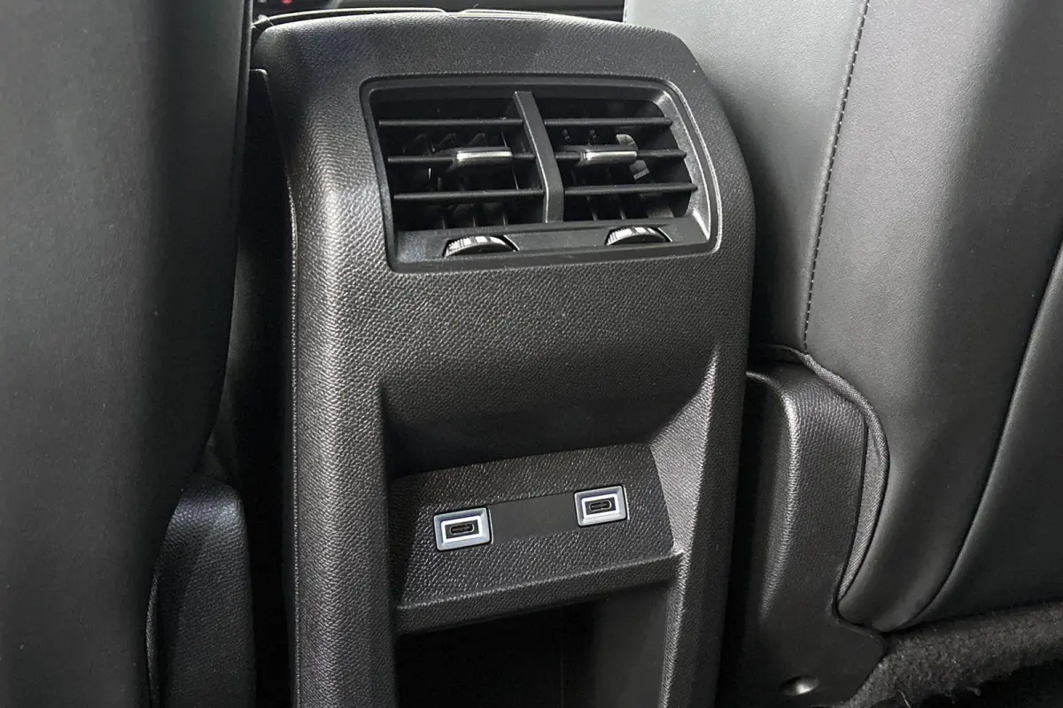 1.2 Hybrid 145 e-DCS6 GT Achteruitrijcamera Apple CarPlay