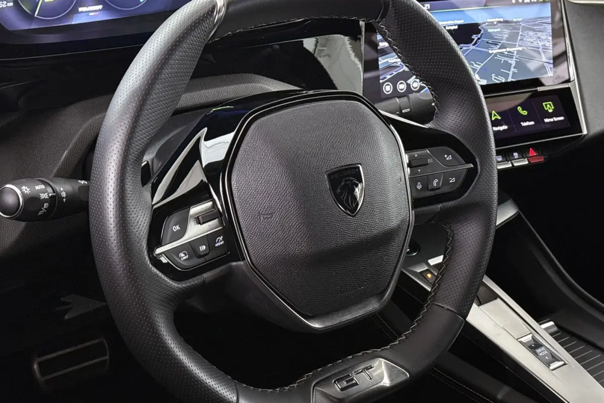 1.2 Hybrid 145 e-DCS6 GT Achteruitrijcamera Apple CarPlay