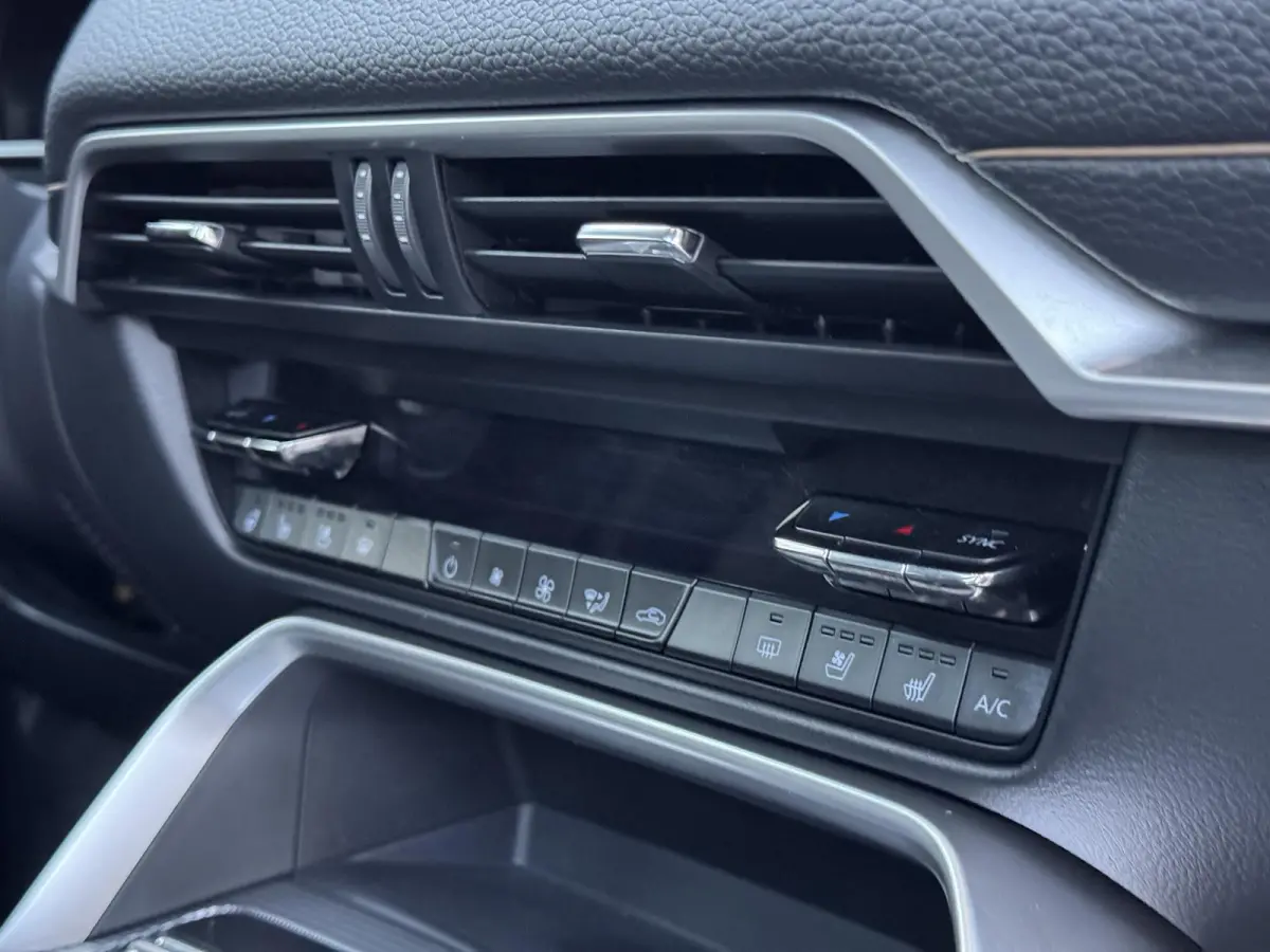 2.5 e-SkyActiv PHEV Homura Plus | Panoramadak | Stoelkoeling, Stuur en Stoel, Achterbankverwarming | 360 Camera | Cruise Control Adaptief | Lederen bekleding |