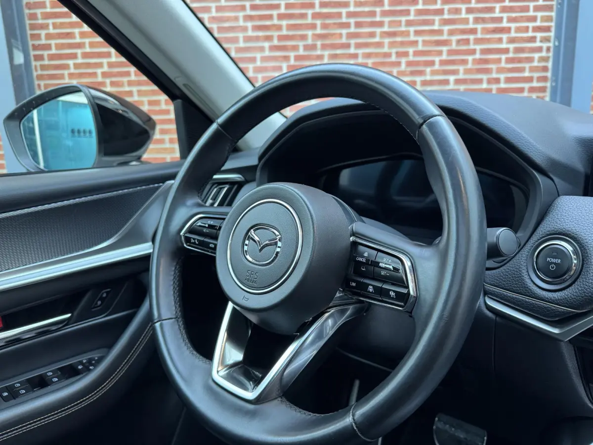 2.5 e-SkyActiv PHEV Homura Plus | Panoramadak | Stoelkoeling, Stuur en Stoel, Achterbankverwarming | 360 Camera | Cruise Control Adaptief | Lederen bekleding |