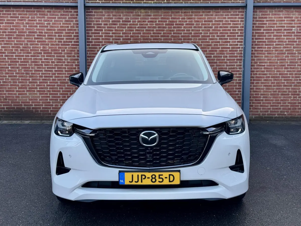 2.5 e-SkyActiv PHEV Homura Plus | Panoramadak | Stoelkoeling, Stuur en Stoel, Achterbankverwarming | 360 Camera | Cruise Control Adaptief | Lederen bekleding |