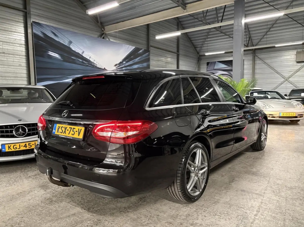 200 Ambition|Trekhaak|Leder|Cruise|Extra wielen