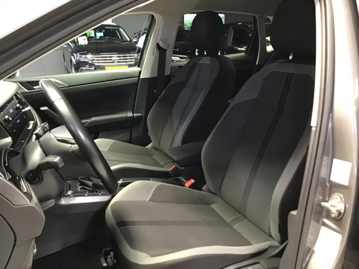 1.0 TSI Highline I New Apk + Banden + Accu I 2e Eigen I Digital Dash I Keyless I Clima I Cruise I Stoelverw I Led.
