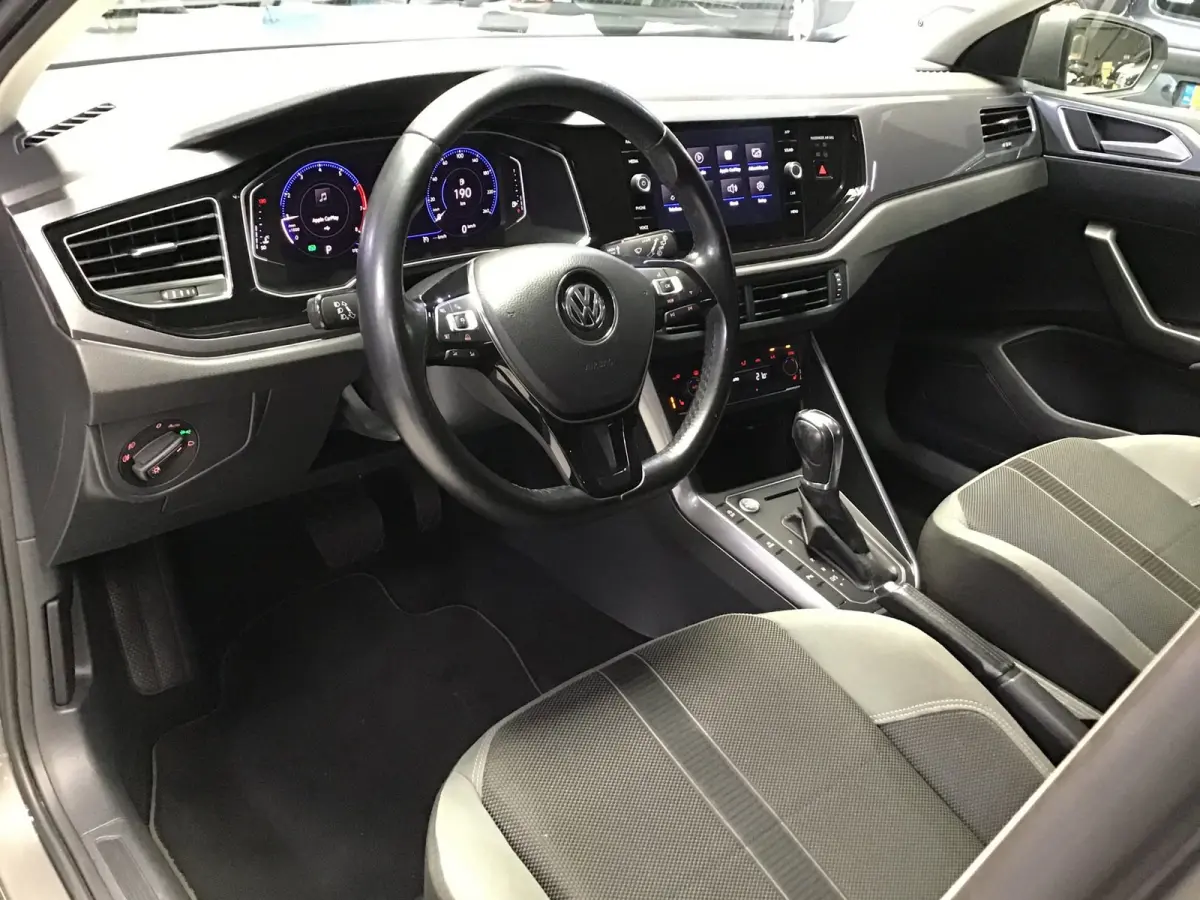 1.0 TSI Highline I New Apk + Banden + Accu I 2e Eigen I Digital Dash I Keyless I Clima I Cruise I Stoelverw I Led.