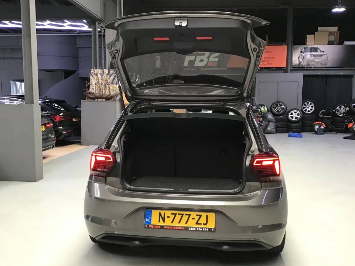 1.0 TSI Highline I New Apk + Banden + Accu I 2e Eigen I Digital Dash I Keyless I Clima I Cruise I Stoelverw I Led.