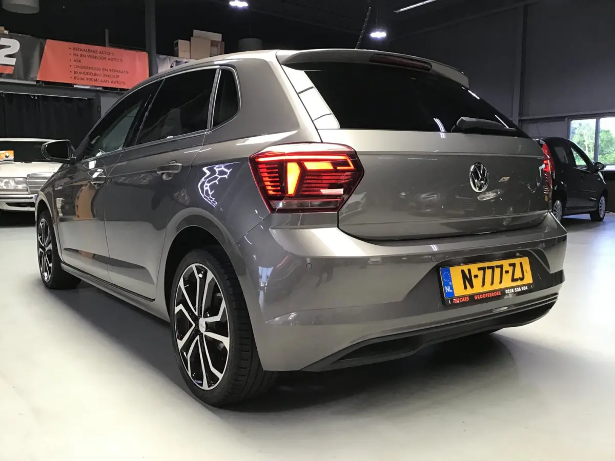 1.0 TSI Highline I New Apk + Banden + Accu I 2e Eigen I Digital Dash I Keyless I Clima I Cruise I Stoelverw I Led.