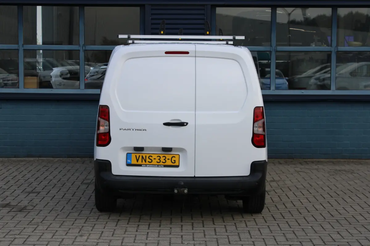 1.5 100 PK | 3-ZITS | 2X SCHUIFDEUR | TREKHAAK | APPLE CARPLAY/ANDROID AUTO |