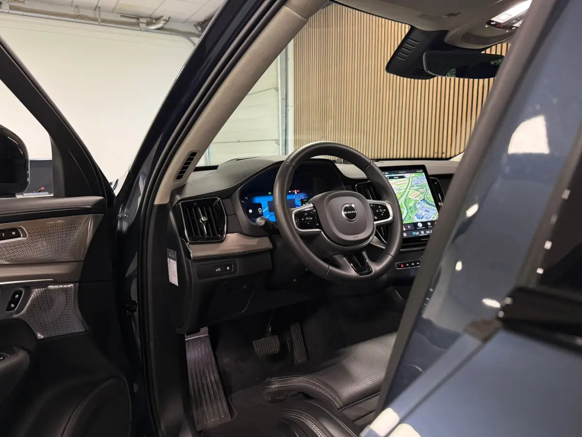 T8 AWD Recharge Ultra Dark | Full Option! | Bowers & Wilkins | Luchtvering | Stoelventilatie | Trekhaak | All Season banden | 360 Camera | Head-Up Display | Stoelmassage | 455pk | Adaptieve 