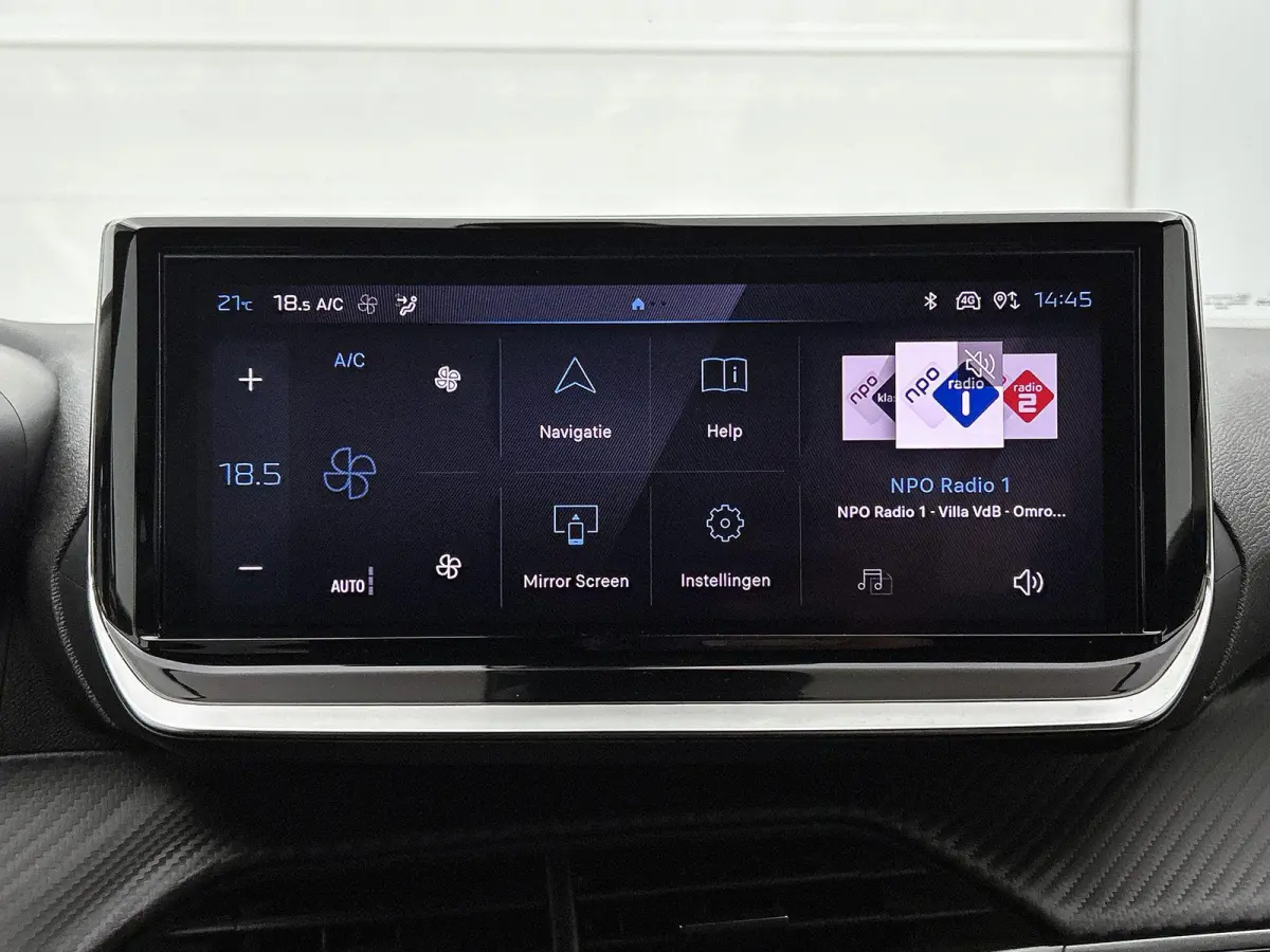 1.2 100pk Allure | Navigatie | Climate Control | Cruise Control | Camera | 17"LMV | LED | Apple Carplay/Android Auto |