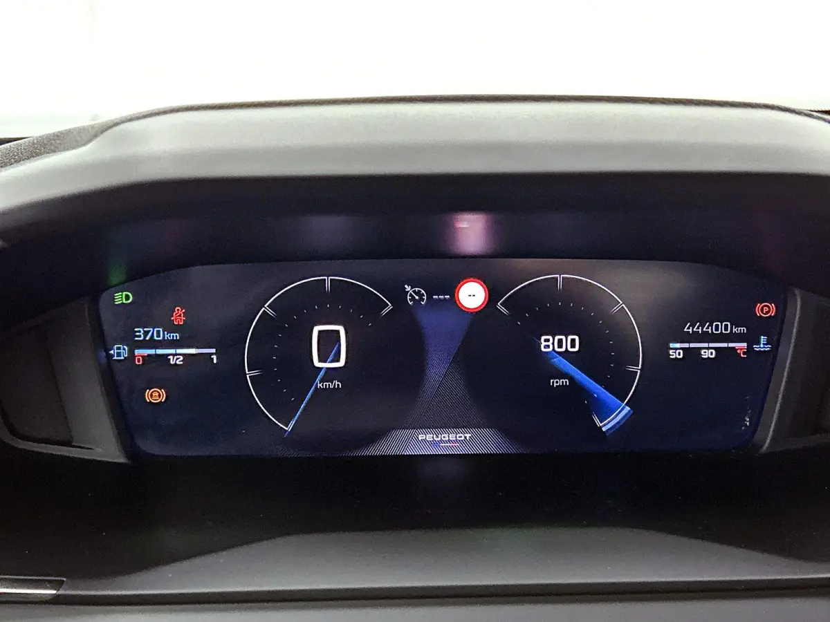 1.2 100pk Allure | Navigatie | Climate Control | Cruise Control | Camera | 17"LMV | LED | Apple Carplay/Android Auto |