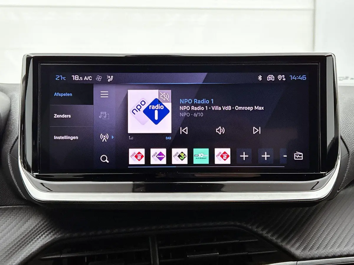 1.2 100pk Allure | Navigatie | Climate Control | Cruise Control | Camera | 17"LMV | LED | Apple Carplay/Android Auto |