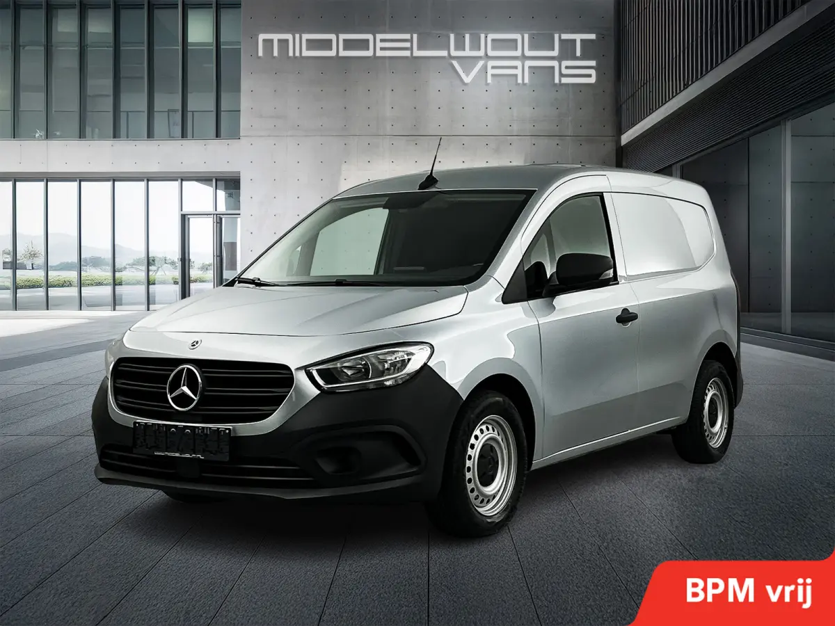 110 CDI L1 AUT 95pk | 3-pers | Cruise | Carplay |Trekhaak