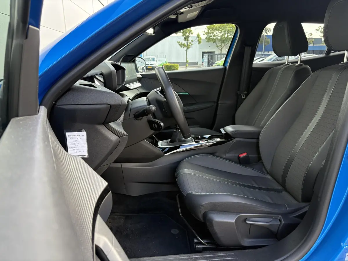 1.2 PureTech Allure Pack | Camera | Navigatie | 1e eigenaar | Apple Carplay/Android Auto