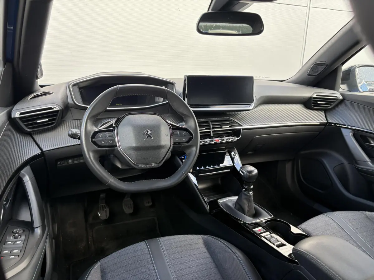 1.2 PureTech Allure Pack | Camera | Navigatie | 1e eigenaar | Apple Carplay/Android Auto