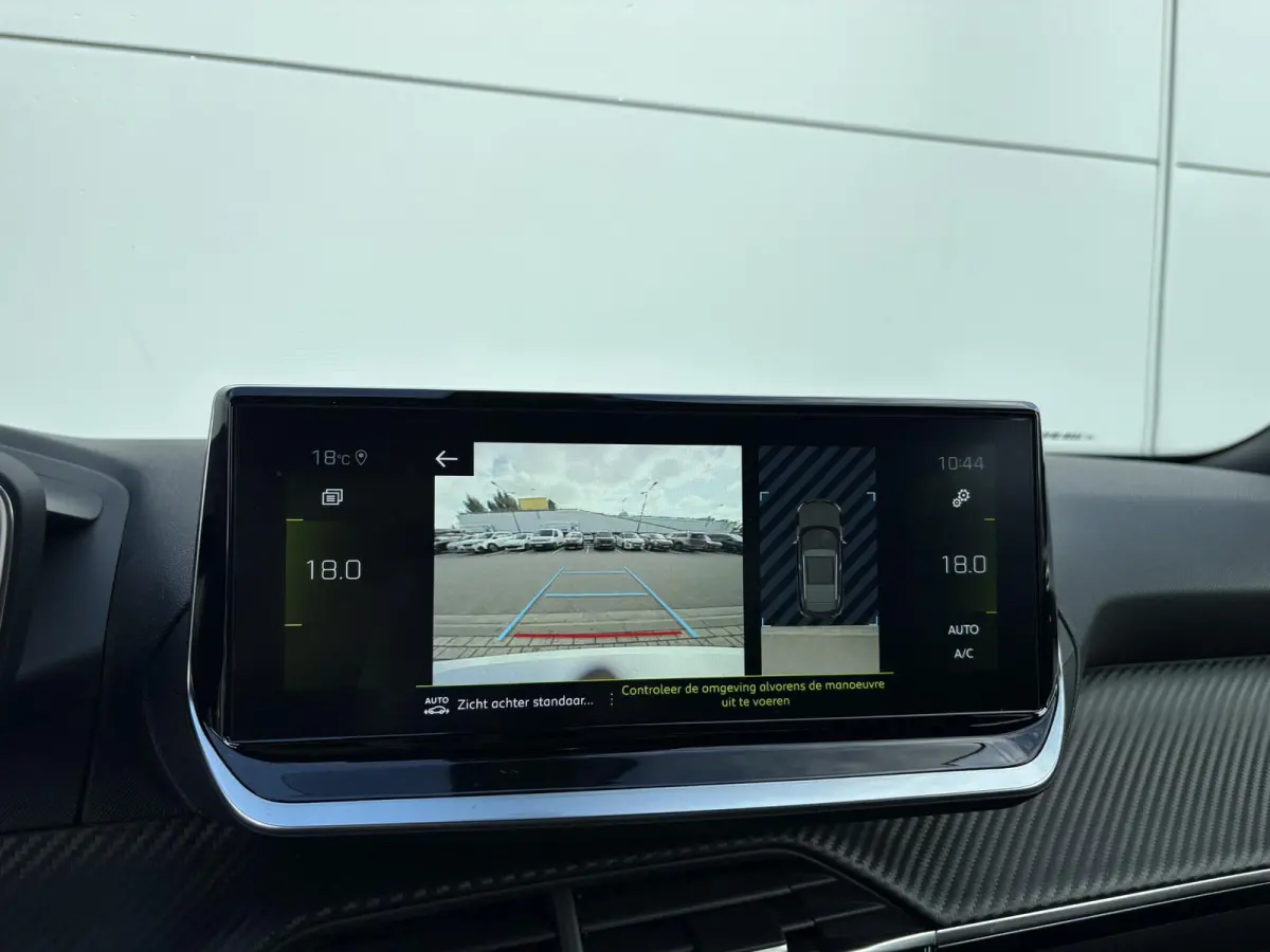 1.2 PureTech Allure Pack | Camera | Navigatie | 1e eigenaar | Apple Carplay/Android Auto