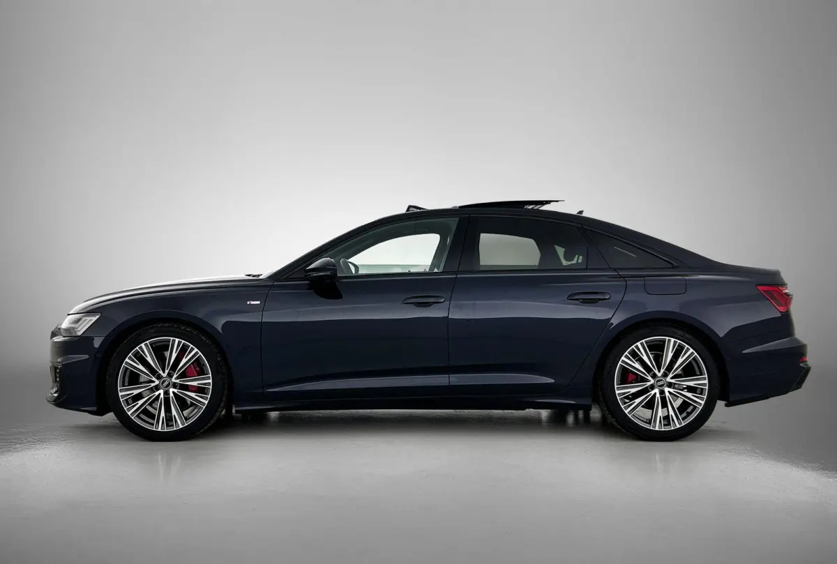 55 TFSI e quattro Pro Line S Competition 367 PK | S-line | Panoramadak | 360 Camera | Adaptive cruise control | Stoelverwarming | Navigatie | Apple Carplay | Android Auto | Lichtmetalen velg