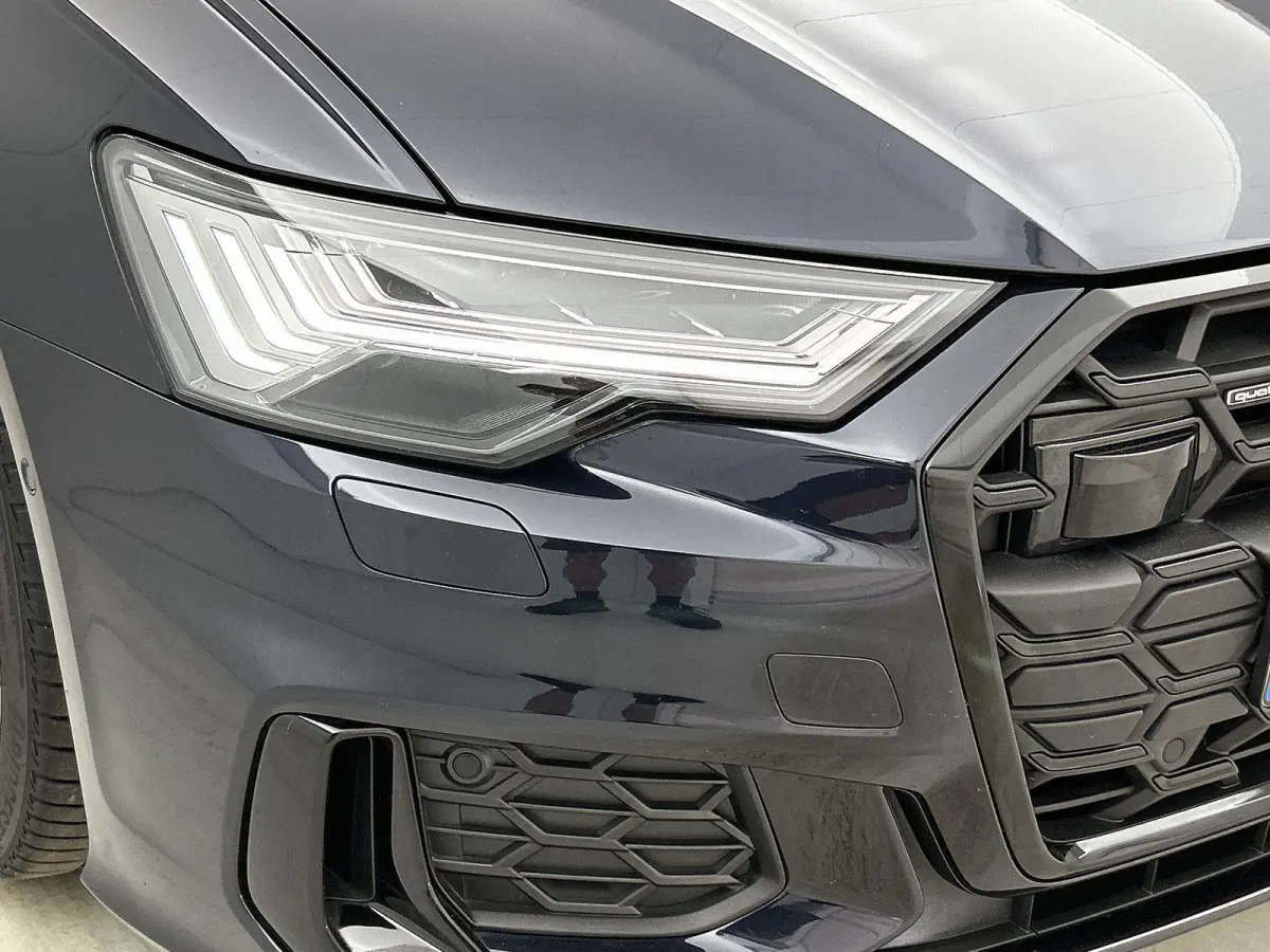55 TFSI e quattro Pro Line S Competition 367 PK | S-line | Panoramadak | 360 Camera | Adaptive cruise control | Stoelverwarming | Navigatie | Apple Carplay | Android Auto | Lichtmetalen velg