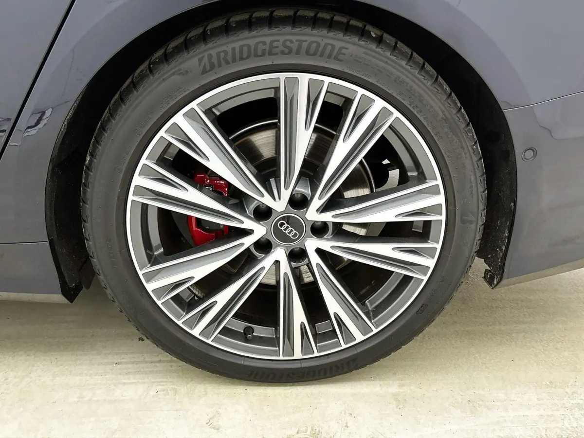 55 TFSI e quattro Pro Line S Competition 367 PK | S-line | Panoramadak | 360 Camera | Adaptive cruise control | Stoelverwarming | Navigatie | Apple Carplay | Android Auto | Lichtmetalen velg