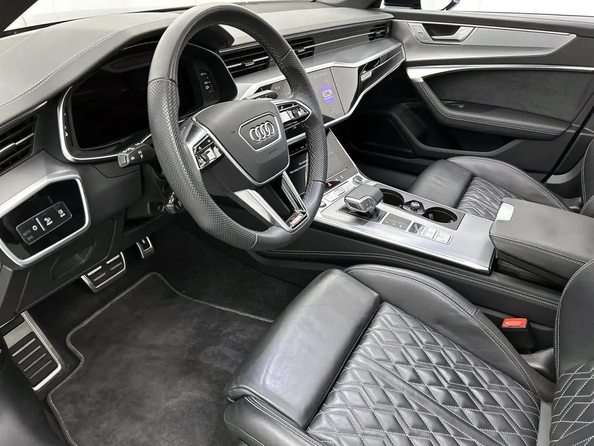 55 TFSI e quattro Pro Line S Competition 367 PK | S-line | Panoramadak | 360 Camera | Adaptive cruise control | Stoelverwarming | Navigatie | Apple Carplay | Android Auto | Lichtmetalen velg