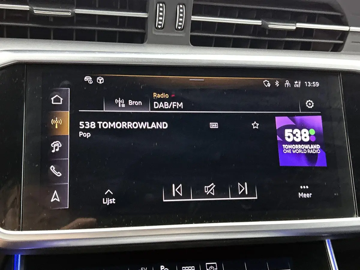 55 TFSI e quattro Pro Line S Competition 367 PK | S-line | Panoramadak | 360 Camera | Adaptive cruise control | Stoelverwarming | Navigatie | Apple Carplay | Android Auto | Lichtmetalen velg