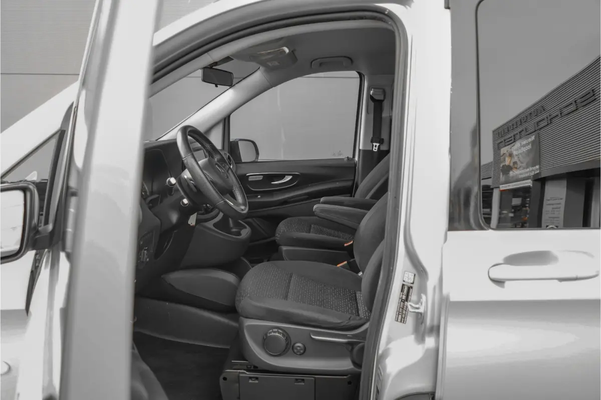 114 CDI Lang DC Automaat 2x Schuifdeur Navi LED Trekhaak 19"